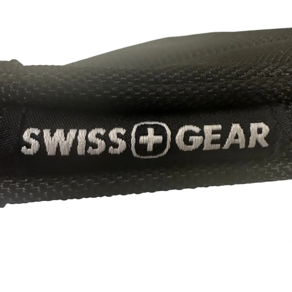 Swiss+Gear Wenger Beta 14 inch Slimline Laptop or tablet Sleeve Black !!